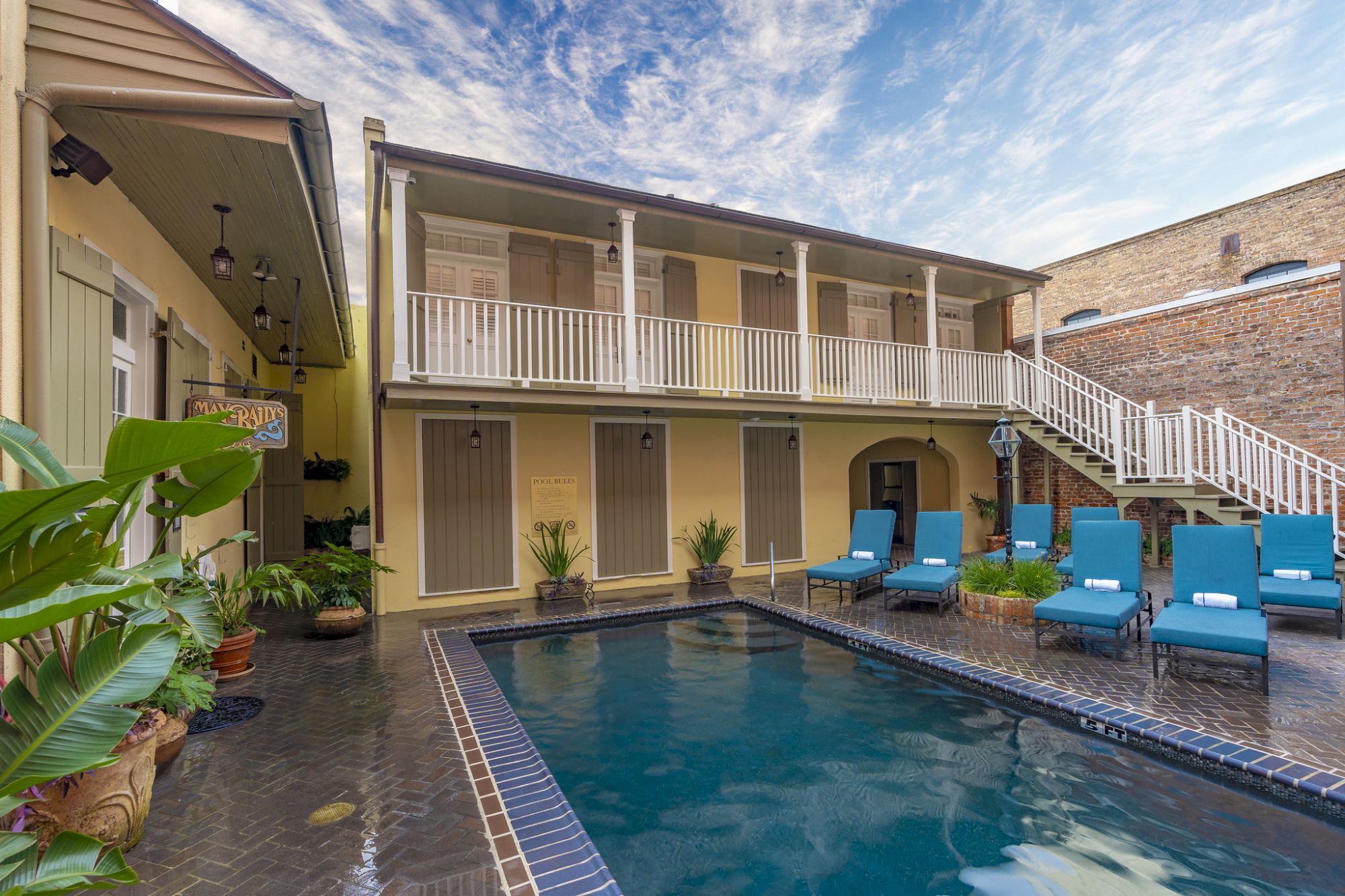 The Dauphine Orleans Hotel