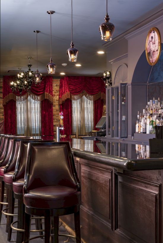 The Dauphine Orleans Hotel